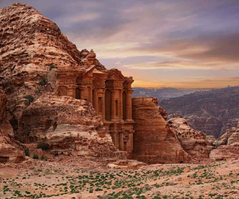 Jordan's top luxury stays